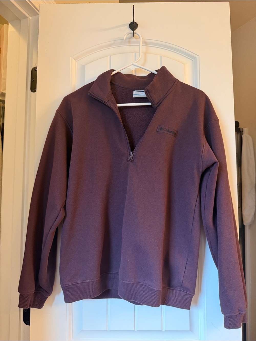 Columbia Unisex Half-Zip Pullover Sweater — Plum/Berry- WORN ONCE